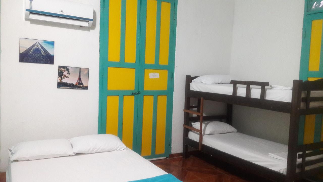 Arbore Hostel Santa Marta  Exterior photo
